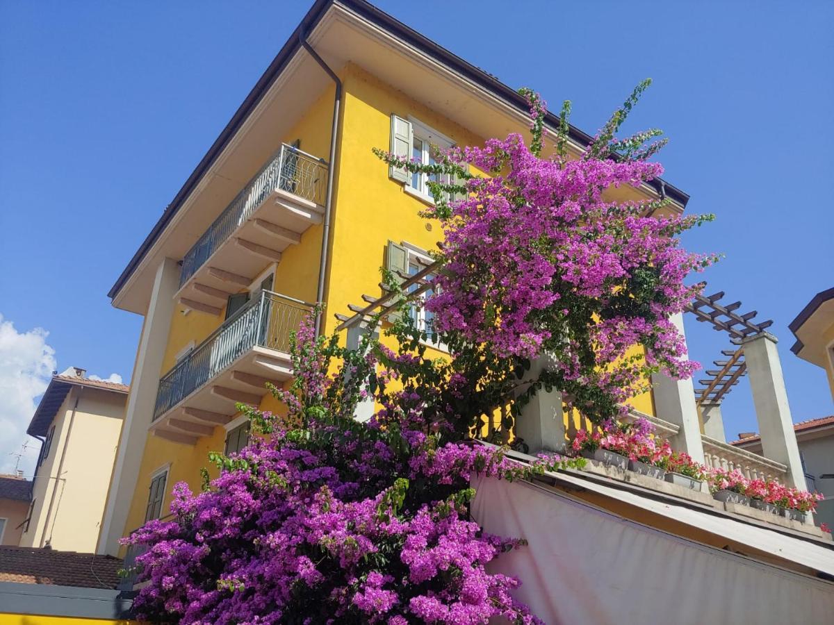 Appartamenti Baia Azzurra 3. Torbole Sul Garda Exteriör bild